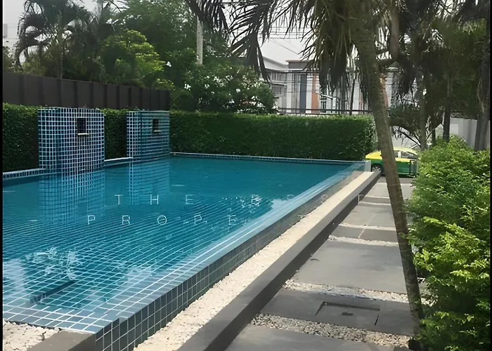 Apartment Self Check-in Suvarnnabhumi Market Nook Airport Near Mall Cafe Access Bangkok